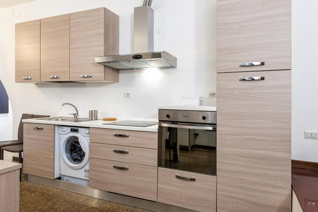 Tour De Rome Apartment