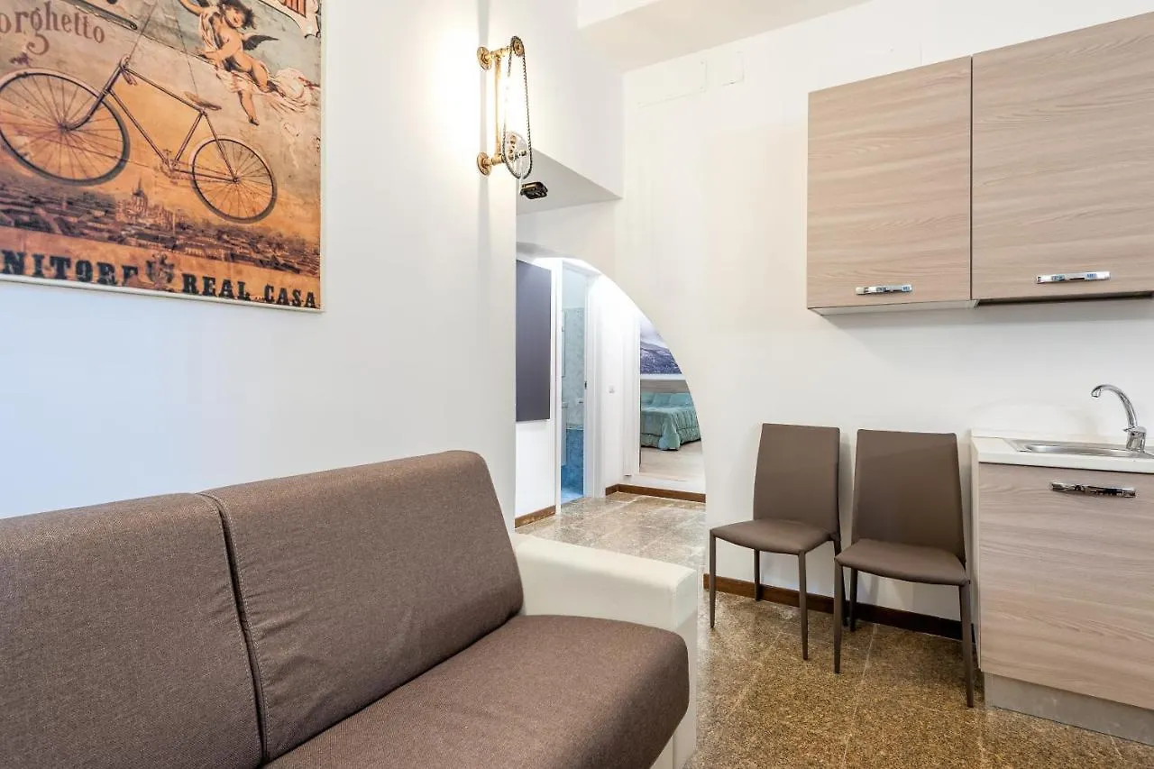 Tour De Rome Apartment