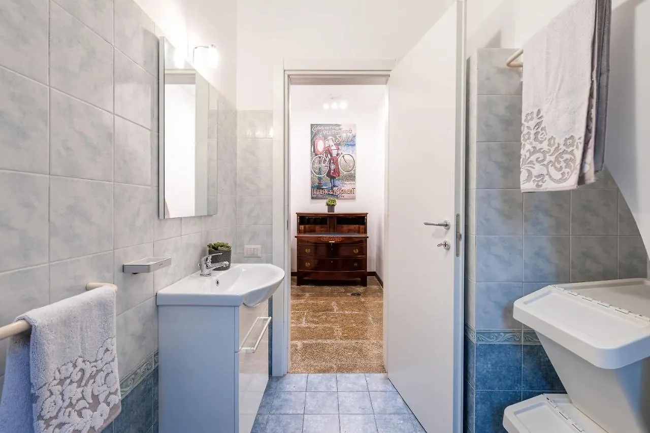 Tour De Rome Apartment