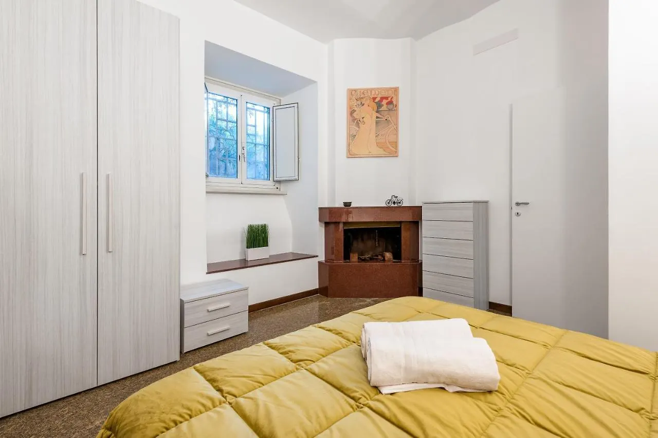 Tour De Rome Apartment